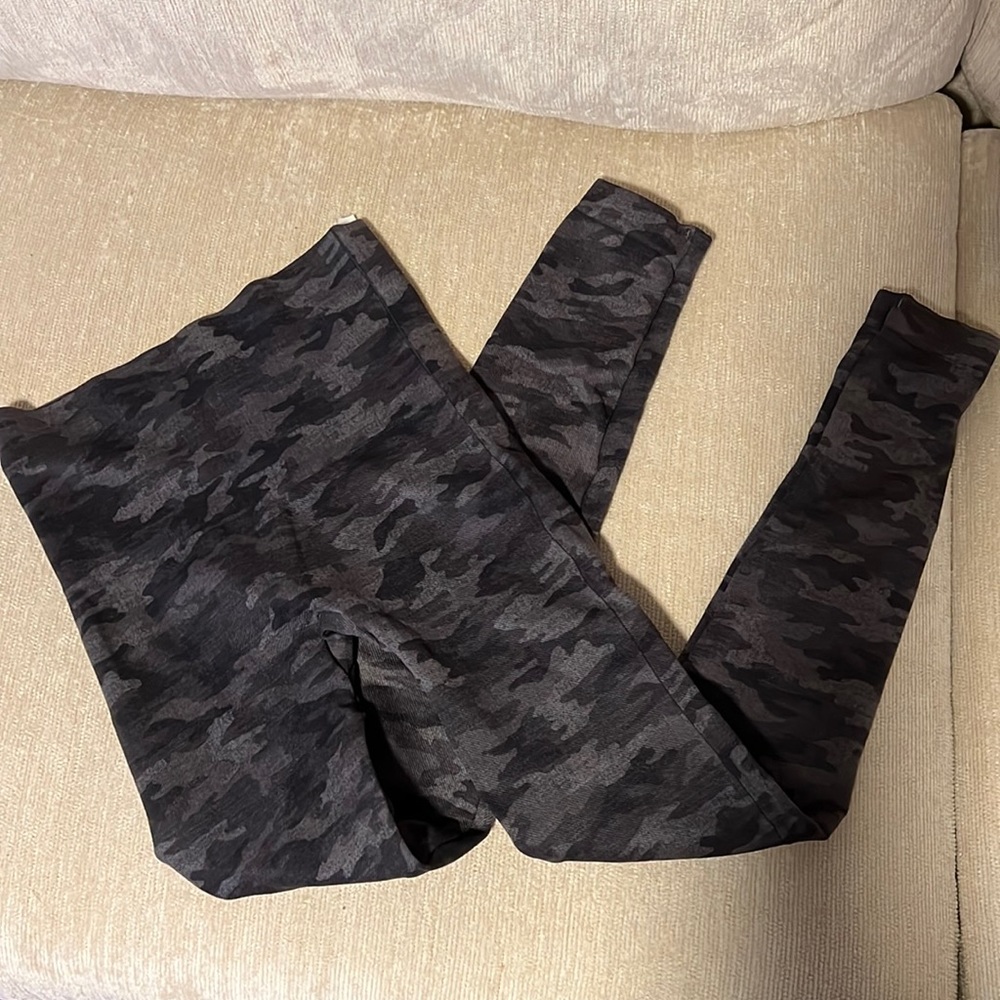 SPANX Grey Camo Leggings (S)